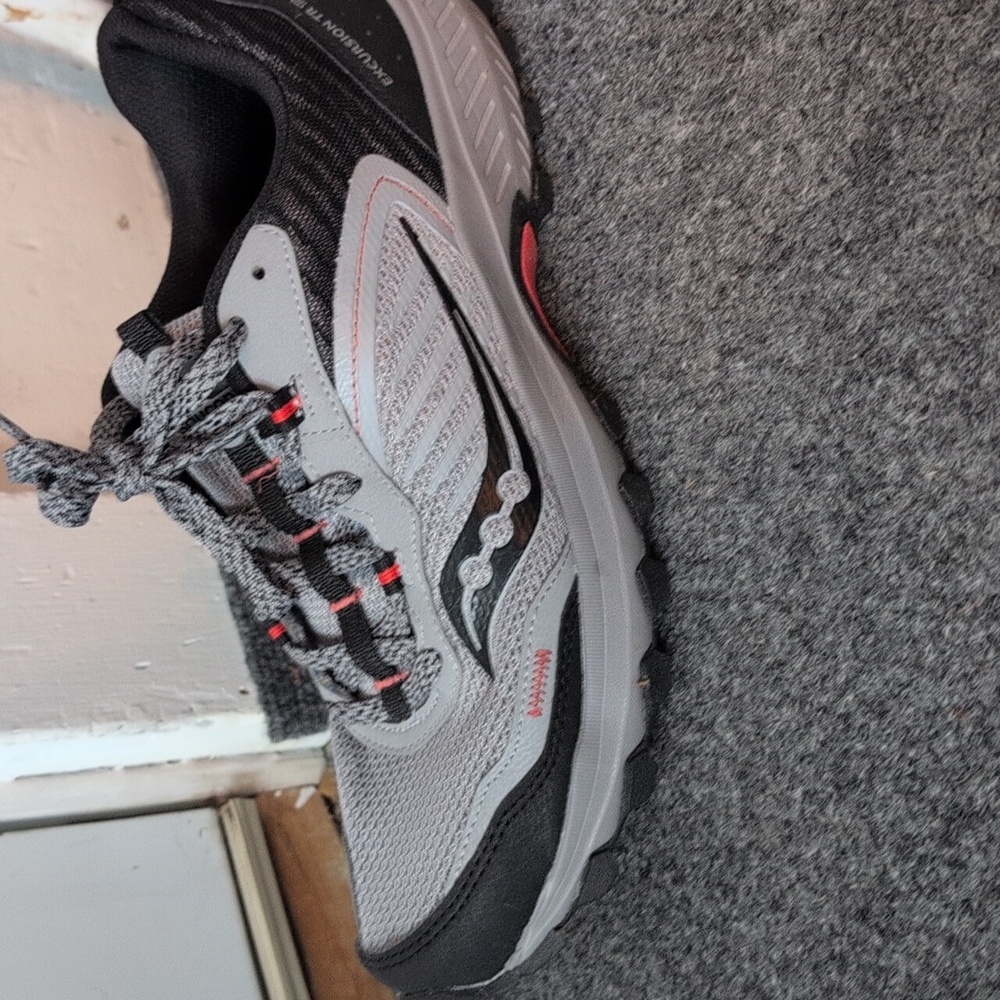 Saucony men's hiking shoes
